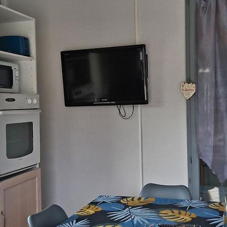 Studio Au Bord De L'Etang Laives Экстерьер фото