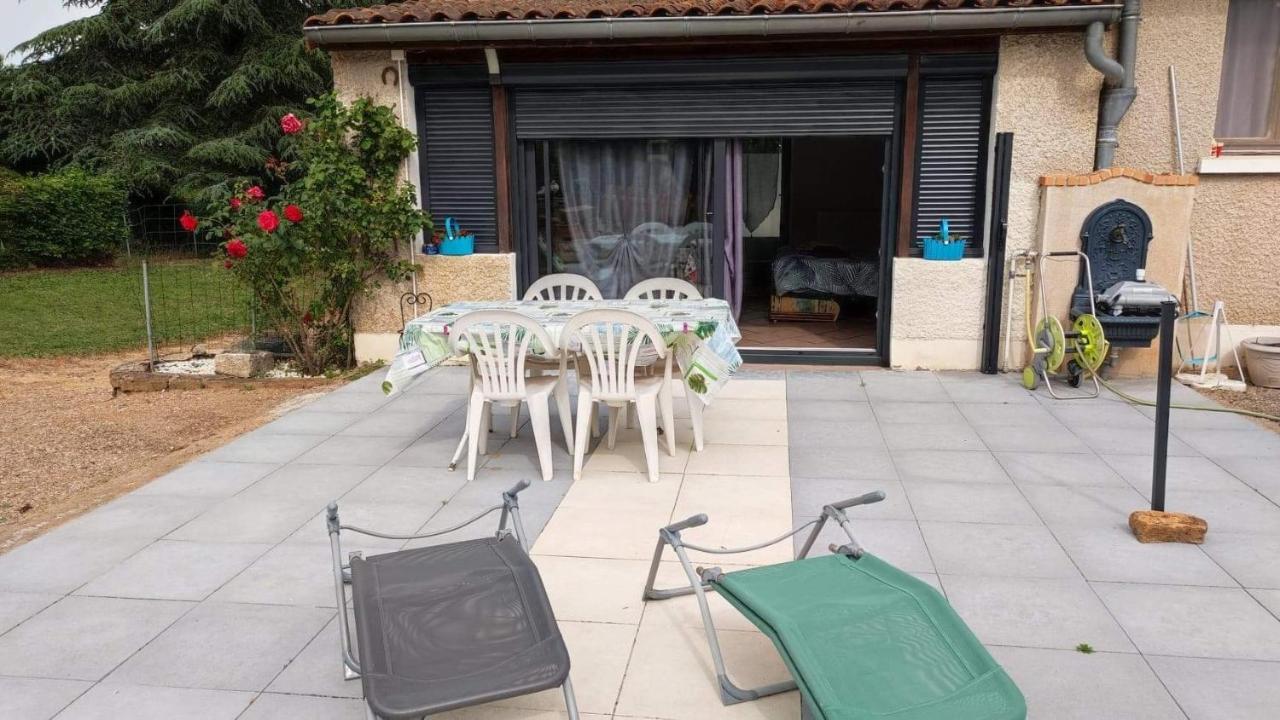 Studio Au Bord De L'Etang Laives Экстерьер фото
