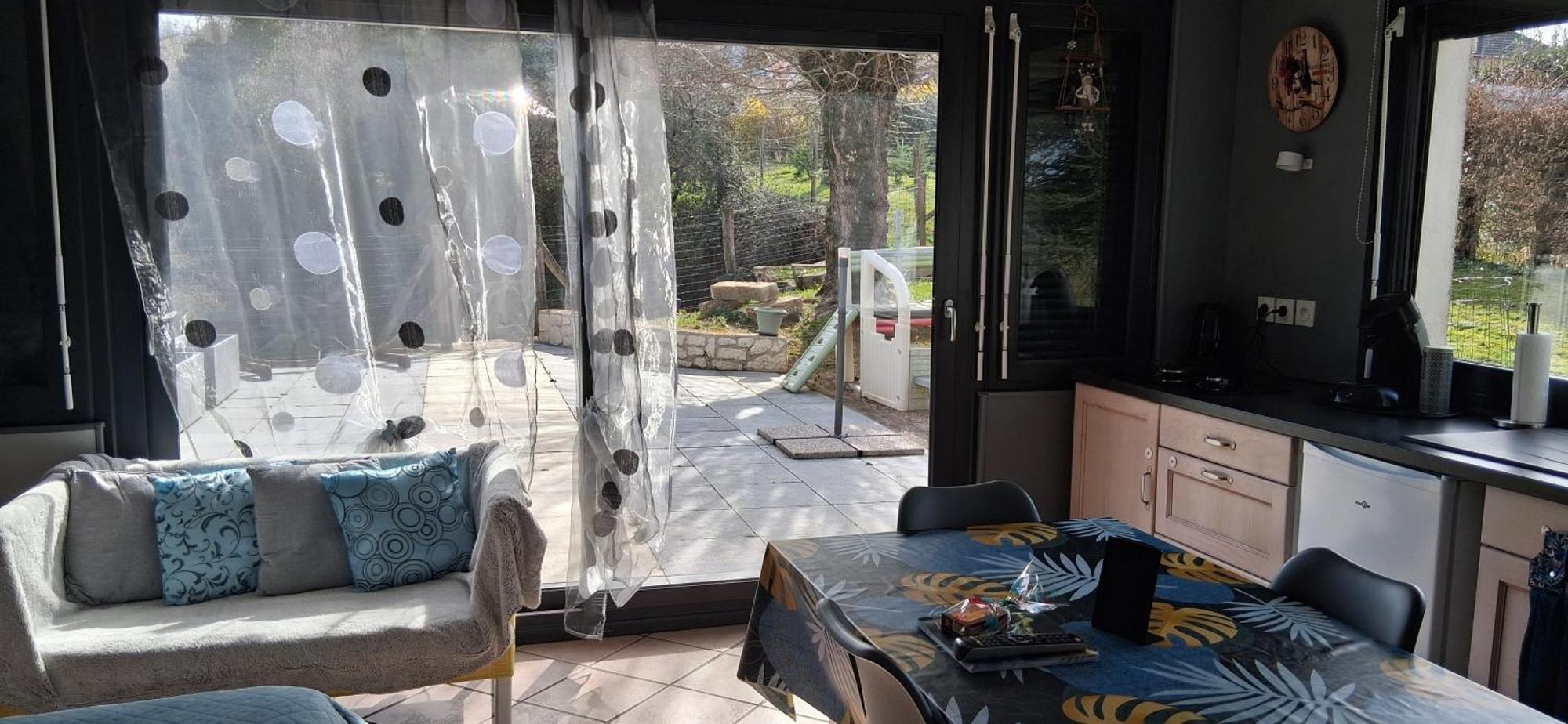 Studio Au Bord De L'Etang Laives Экстерьер фото